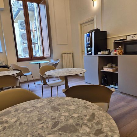 Hotel Duca D'Aosta Floransa Dış mekan fotoğraf