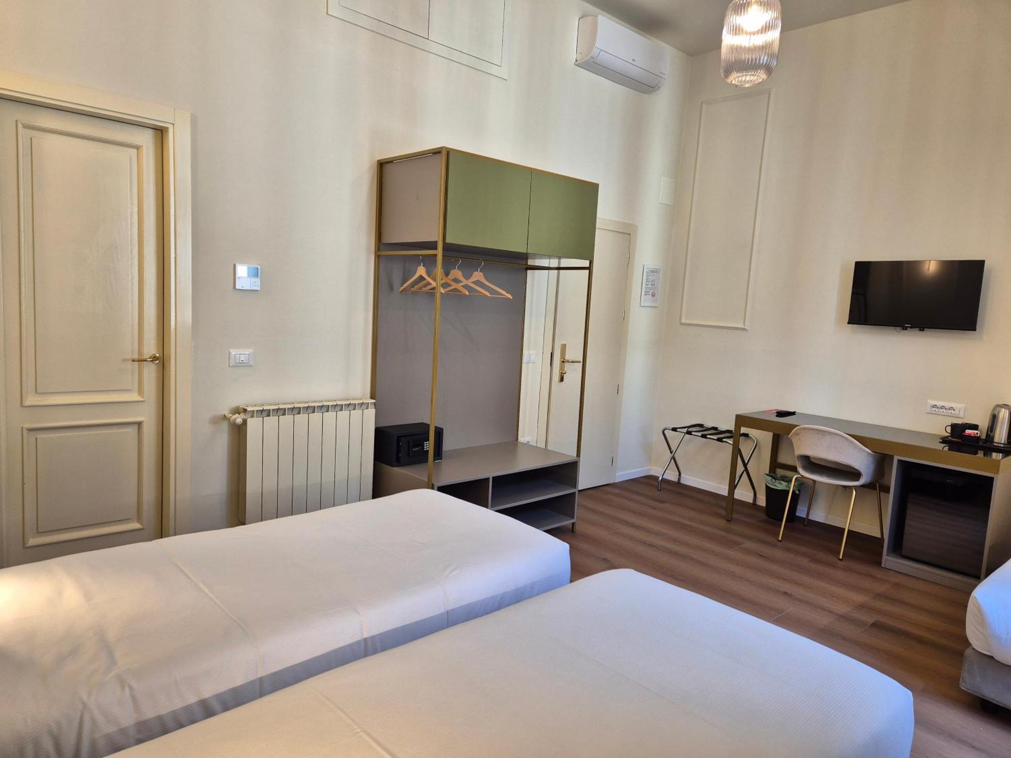 Hotel Duca D'Aosta Floransa Dış mekan fotoğraf