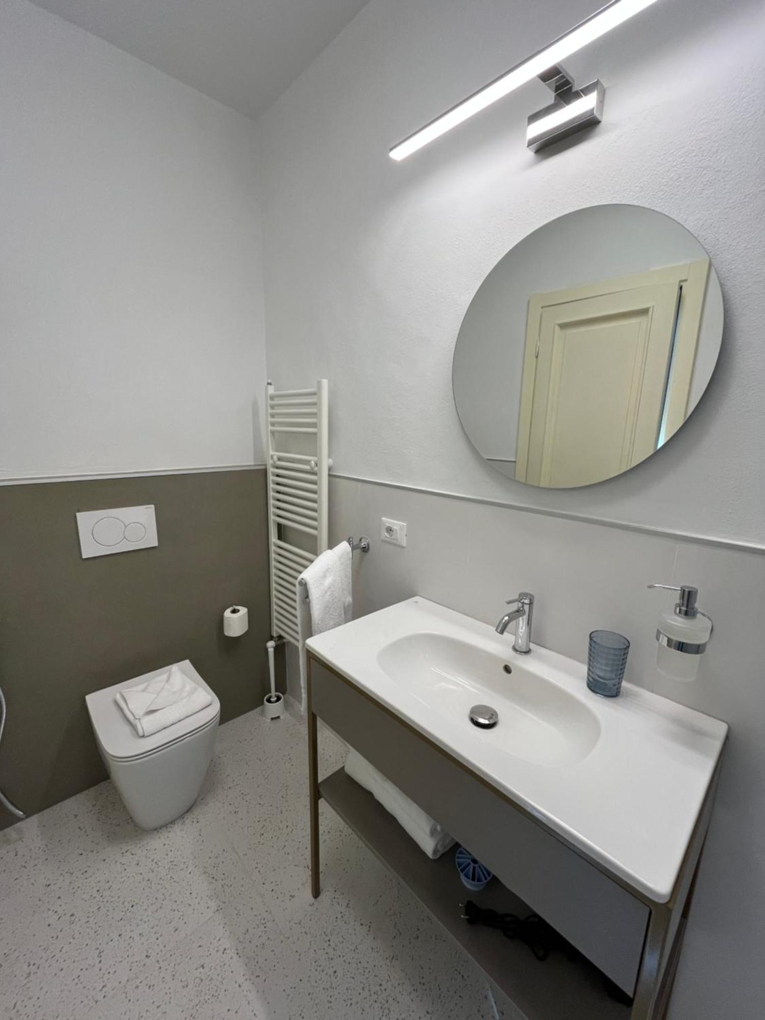 Hotel Duca D'Aosta Floransa Dış mekan fotoğraf