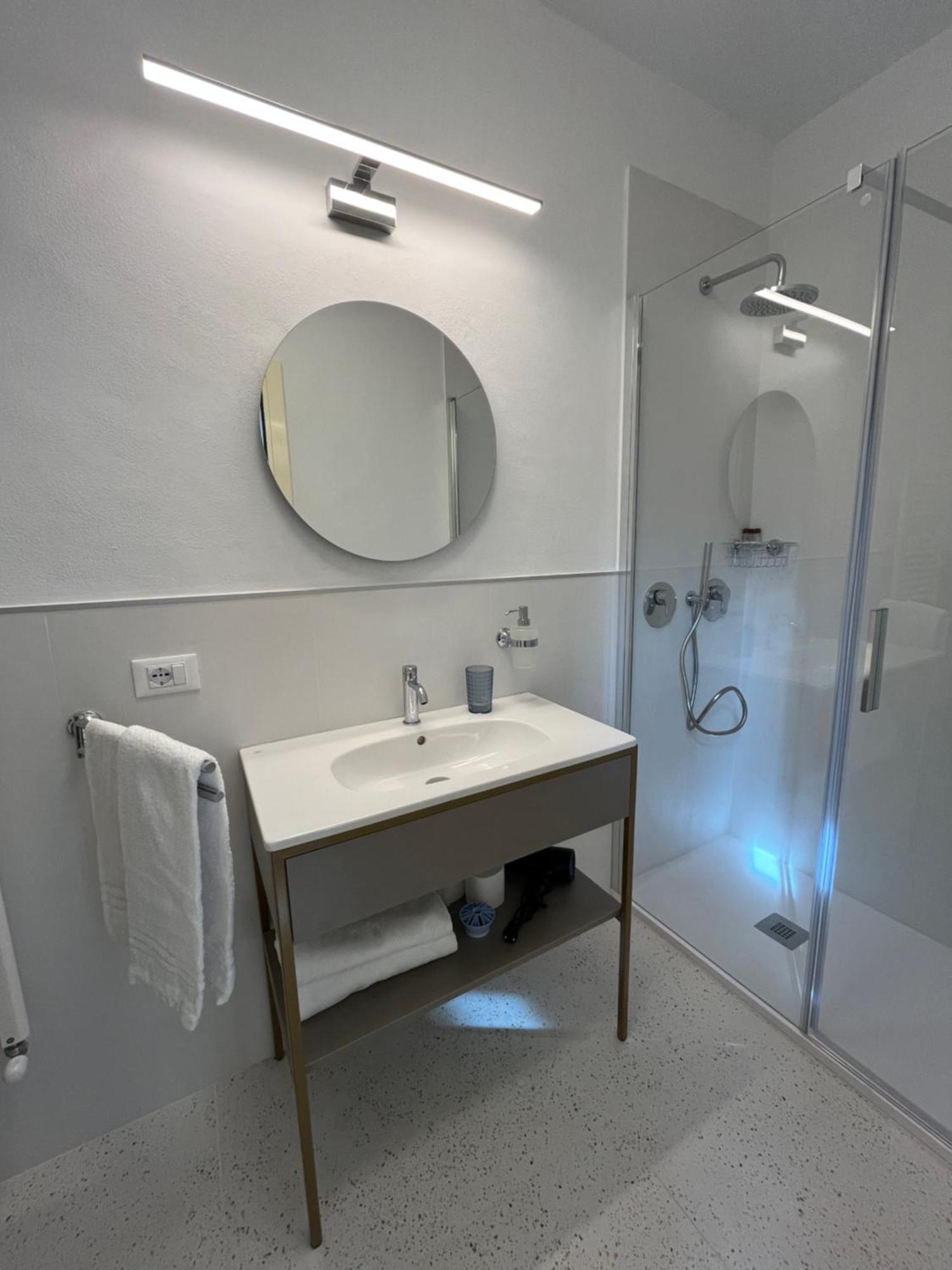 Hotel Duca D'Aosta Floransa Dış mekan fotoğraf